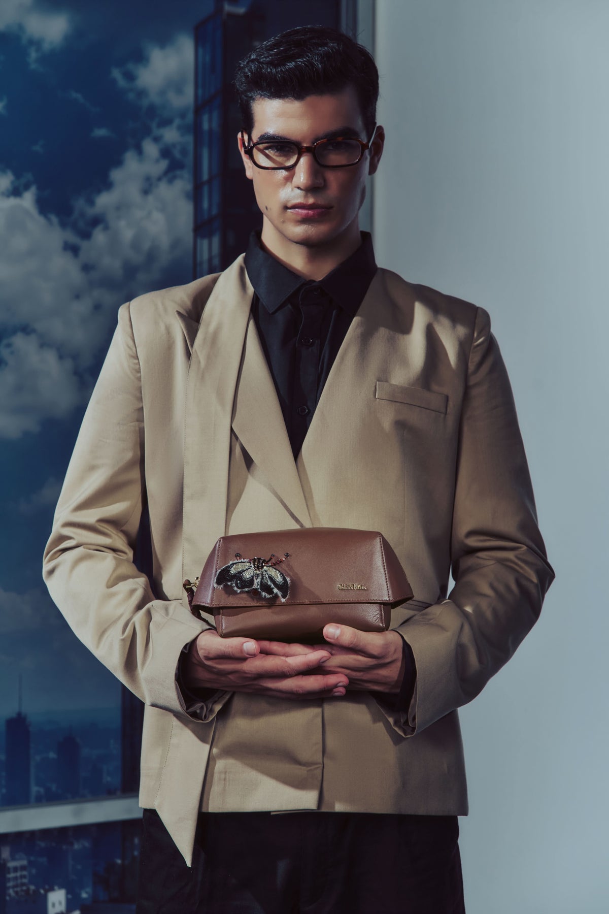 The Sussex Carry - Brown