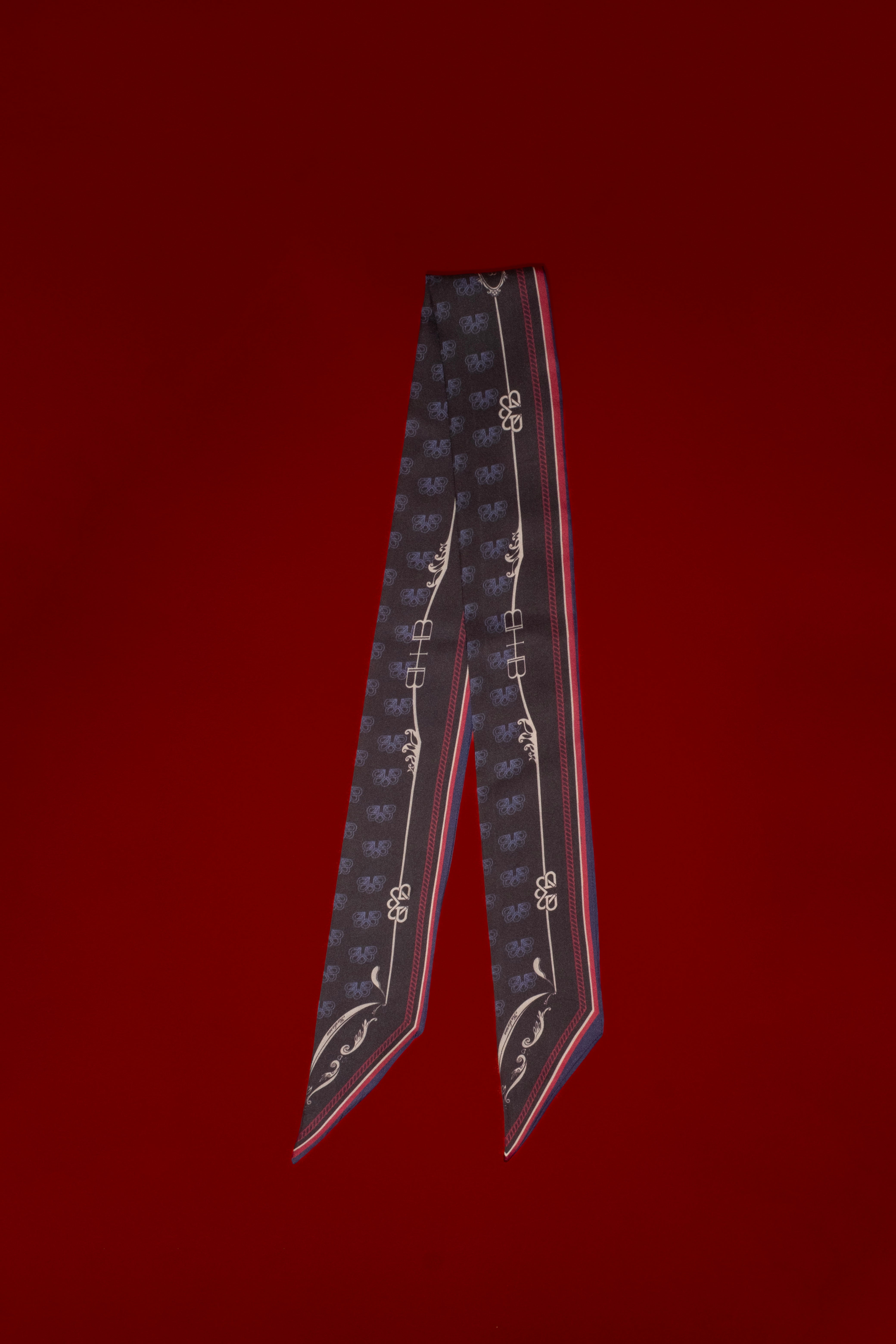 Emblem Wash Twilly - Black