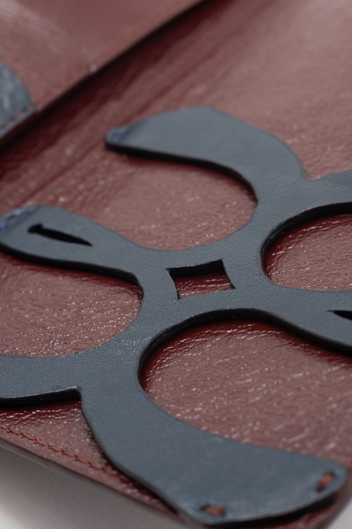 Travel Maxi Passport - Maroon