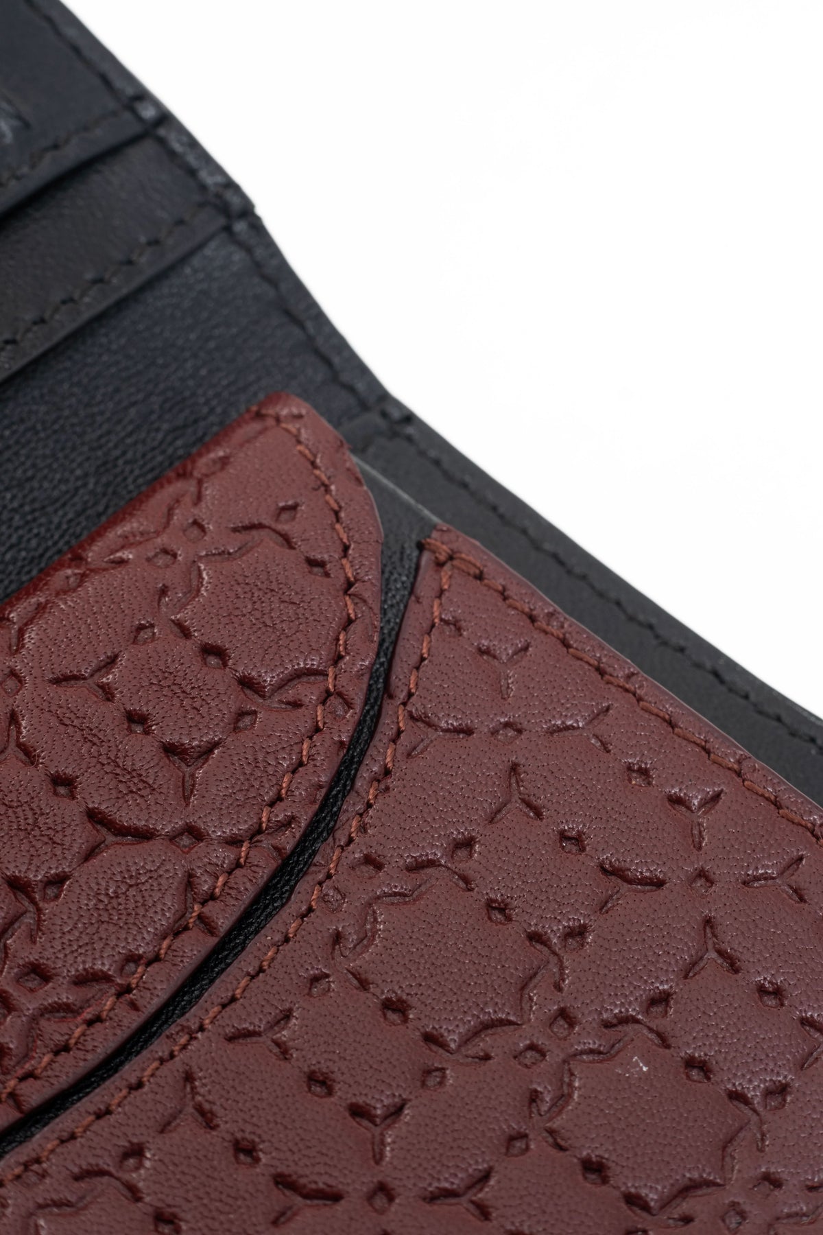 The Harmonica Wallet 2.0 - Maroon
